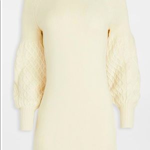 Ivory Medium Puffy Sleeve Sweater. Brand new